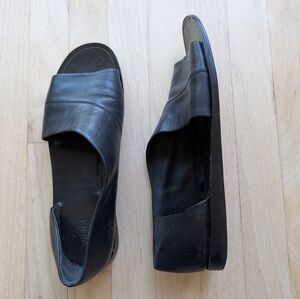 Vince Tabitha D’Orsay Shoe Flat 9.5 Black Leather European Vacation